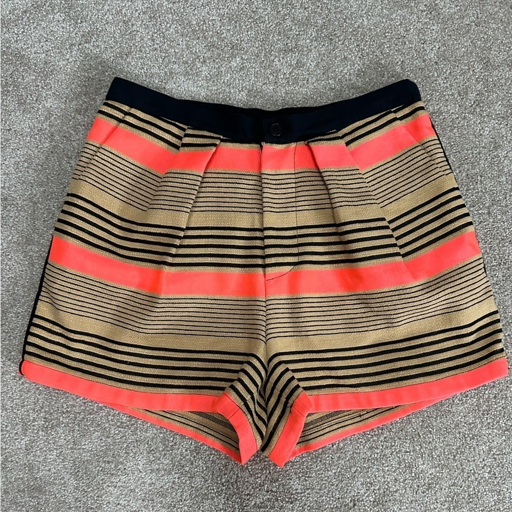 Sea New York - Mini Shorts w Pleats - size 6 - Neutral with Neon Detail - Boho